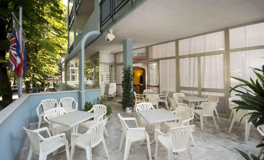 Hotel Veliero Римини Екстериор снимка